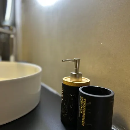 Nushi Apartament Saranda