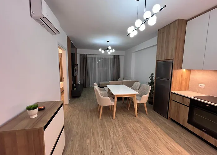 شقة Nushi ساراندا